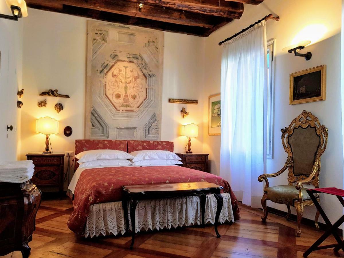 Palazzo Morosini Brandolin Dimora Romantica Венеция Екстериор снимка