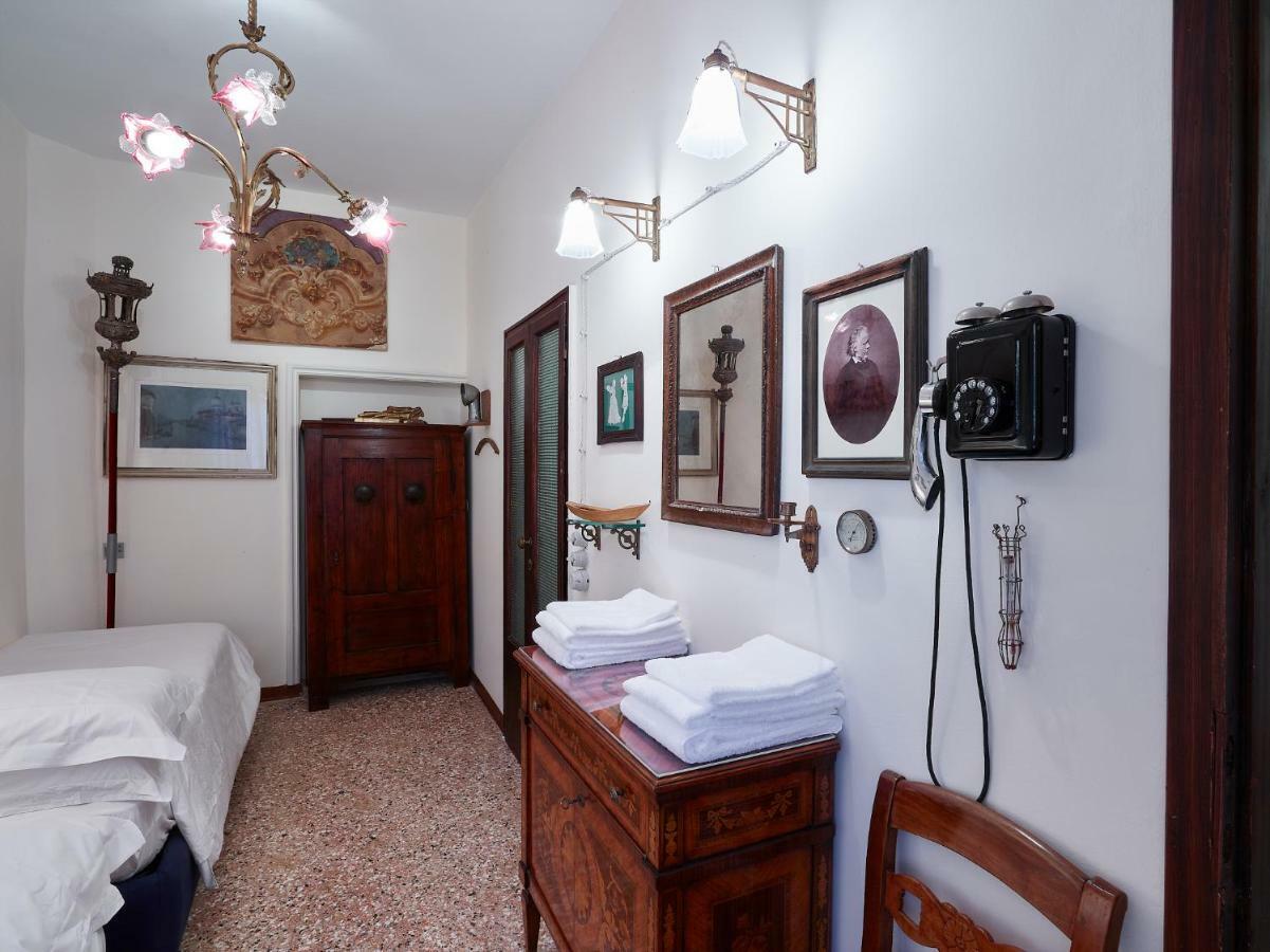 Palazzo Morosini Brandolin Dimora Romantica Венеция Екстериор снимка
