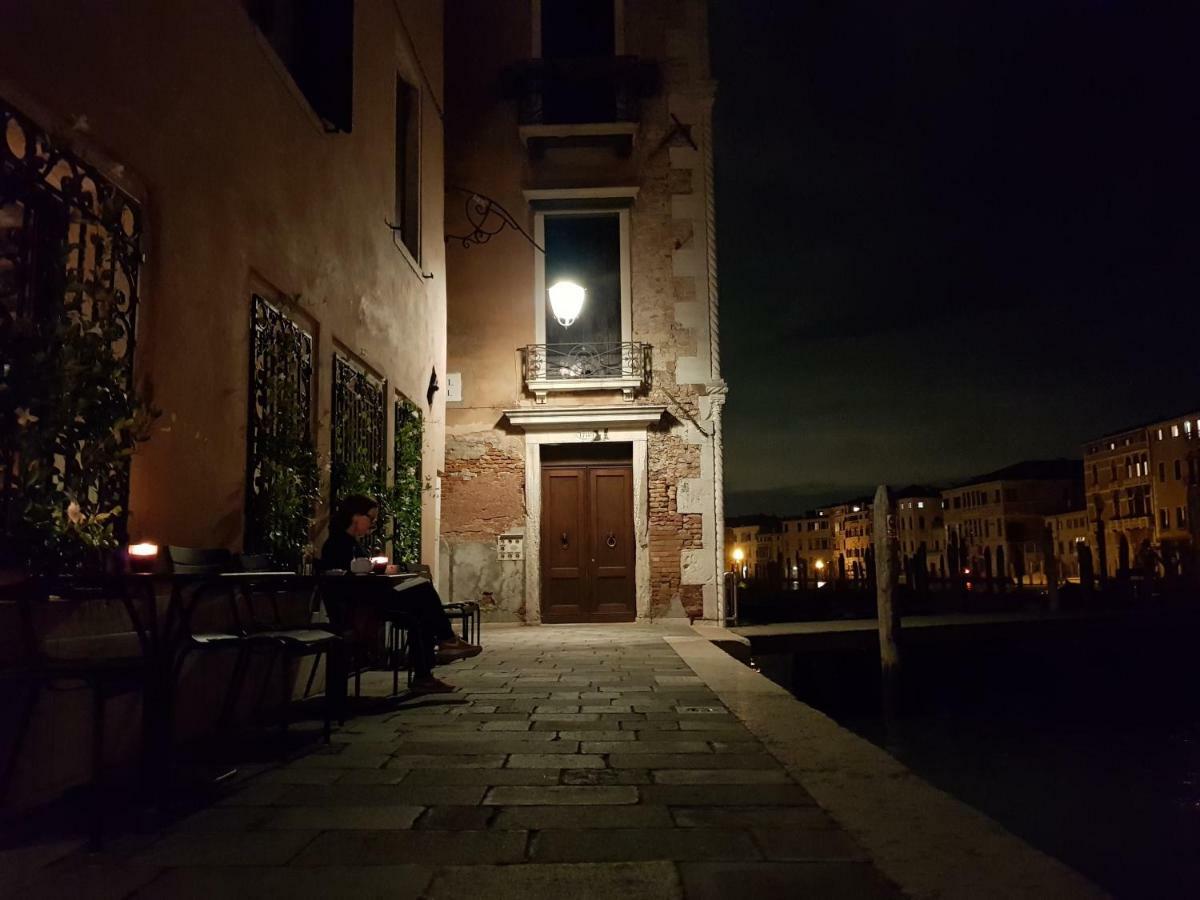 Palazzo Morosini Brandolin Dimora Romantica Венеция Екстериор снимка